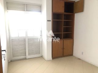 Casa Para Alugar com 3 quartos sendo 1 suíte no bairro Santa Mônica em Feira De Santana
