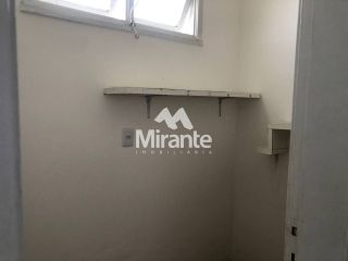 Casa Para Alugar com 3 quartos sendo 1 suíte no bairro Santa Mônica em Feira De Santana