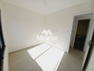 Casa de Condomínio Para Vender com 4 quartos 1 suítes no bairro Sim em Feira De Santana