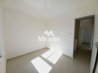 Casa de Condomínio Para Vender com 4 quartos 1 suítes no bairro Sim em Feira De Santana