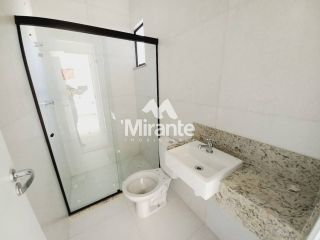 Casa de Condomínio Para Vender com 4 quartos 1 suítes no bairro Sim em Feira De Santana