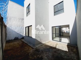 Casa de Condomínio Para Vender com 4 quartos 1 suítes no bairro Sim em Feira De Santana