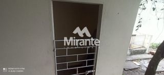 Casa Para Alugar com 4 quartos sendo 3 suítes no bairro Santa Mônica em Feira De Santana