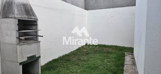 Casa de Condomínio Para Alugar com 3 quartos sendo 1 suítes no bairro Sim em Feira De Santana