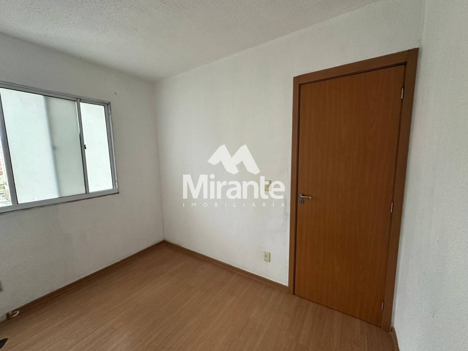 Apartamento Para Vender com 2 quartos no bairro Papagaio em Feira De Santana