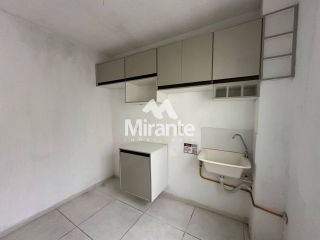 Apartamento Para Vender com 2 quartos no bairro Papagaio em Feira De Santana