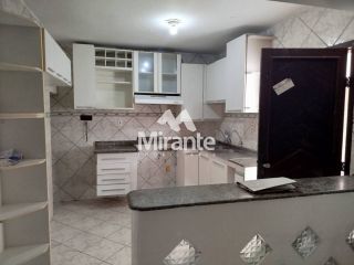 Casa Para Vender com 3 quartos sendo 1 suíte no bairro Campo Limpo em Feira De Santana
