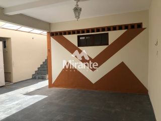 Casa Para Alugar 2 suítes no bairro Santa Mônica em Feira De Santana