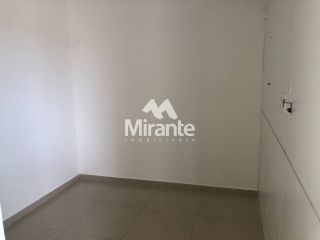 Casa Para Alugar 2 suítes no bairro Santa Mônica em Feira De Santana