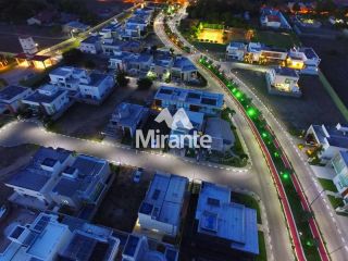 Casa de Condomínio Para Alugar 3 suítes no bairro Sim em Feira De Santana