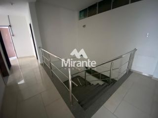 Prédio / Edifício Inteiro Comercial Para Alugar no bairro Centro em Feira De Santana