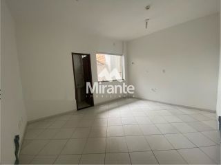Prédio / Edifício Inteiro Comercial Para Alugar no bairro Centro em Feira De Santana
