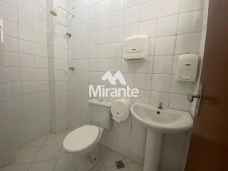 Prédio / Edifício Inteiro Comercial Para Alugar no bairro Centro em Feira De Santana