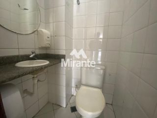 Prédio / Edifício Inteiro Comercial Para Alugar no bairro Centro em Feira De Santana
