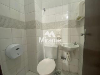 Prédio / Edifício Inteiro Comercial Para Alugar no bairro Centro em Feira De Santana
