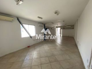 Casa Para Alugar no bairro Centro Industrial Subaé em Feira De Santana