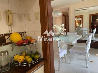 Apartamento Para Alugar com 4 quartos sendo 4 suítes no bairro Santa Mônica em Feira De Santana