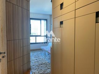Apartamento Para Alugar com 4 quartos sendo 4 suítes no bairro Santa Mônica em Feira De Santana