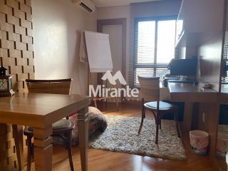 Apartamento Para Alugar com 4 quartos sendo 4 suítes no bairro Santa Mônica em Feira De Santana