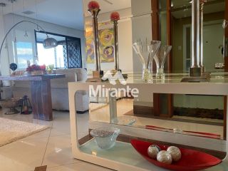 Apartamento Para Alugar com 4 quartos sendo 4 suítes no bairro Santa Mônica em Feira De Santana