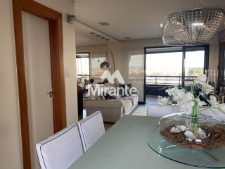 Apartamento Para Alugar com 4 quartos sendo 4 suítes no bairro Santa Mônica em Feira De Santana