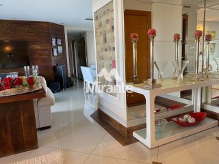 Apartamento Para Alugar com 4 quartos sendo 4 suítes no bairro Santa Mônica em Feira De Santana