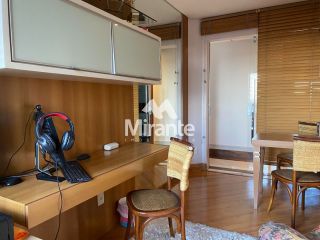 Apartamento Para Alugar com 4 quartos sendo 4 suítes no bairro Santa Mônica em Feira De Santana