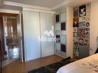 Apartamento Para Alugar com 4 quartos sendo 4 suítes no bairro Santa Mônica em Feira De Santana