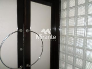 Apartamento Para Alugar com 4 quartos sendo 4 suítes no bairro Kalilândia em Feira De Santana
