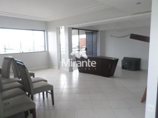 Apartamento Para Alugar com 4 quartos sendo 4 suítes no bairro Kalilândia em Feira De Santana