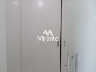 Apartamento Para Alugar com 4 quartos sendo 4 suítes no bairro Kalilândia em Feira De Santana