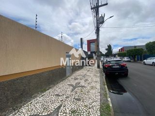 Lote / Terreno de Bairro Para Alugar no bairro Santa Mônica em Feira De Santana