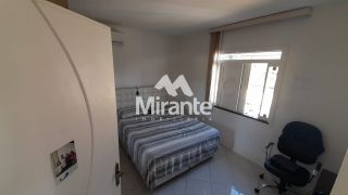 Casa Para Alugar com 4 quartos sendo 3 suítes no bairro Santa Mônica em Feira De Santana