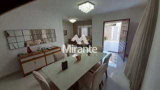 Casa Para Alugar com 4 quartos sendo 3 suítes no bairro Santa Mônica em Feira De Santana