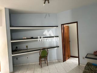 Casa Para Alugar com 4 quartos sendo 2 suítes no bairro Ponto Central em Feira De Santana