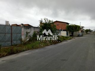 Lote / Terreno de Bairro Para Alugar no bairro Santa Mônica em Feira De Santana