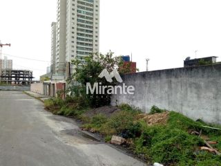 Lote / Terreno de Bairro Para Alugar no bairro Santa Mônica em Feira De Santana