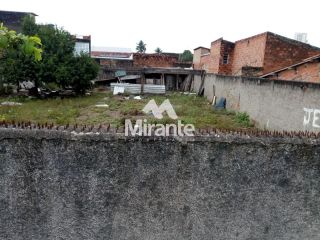 Lote / Terreno de Bairro Para Alugar no bairro Santa Mônica em Feira De Santana