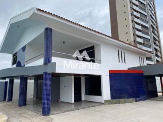 Casa Para Alugar com 4 quartos sendo 1 suíte no bairro Santa Mônica em Feira De Santana
