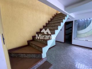 Casa Para Alugar com 4 quartos sendo 1 suíte no bairro Santa Mônica em Feira De Santana