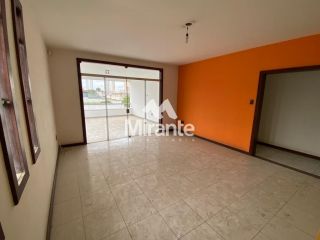 Casa Para Alugar com 4 quartos sendo 1 suíte no bairro Santa Mônica em Feira De Santana