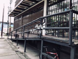 Prédio / Edifício Inteiro Comercial Para Alugar no bairro São João em Feira De Santana