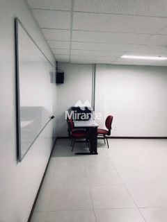 Prédio / Edifício Inteiro Comercial Para Alugar no bairro São João em Feira De Santana