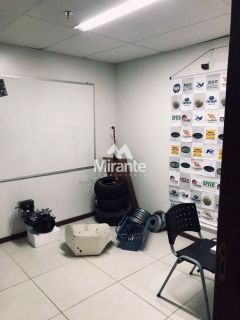 Prédio / Edifício Inteiro Comercial Para Alugar no bairro São João em Feira De Santana