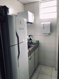 Prédio / Edifício Inteiro Comercial Para Alugar no bairro São João em Feira De Santana