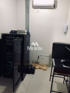 Prédio / Edifício Inteiro Comercial Para Alugar no bairro São João em Feira De Santana