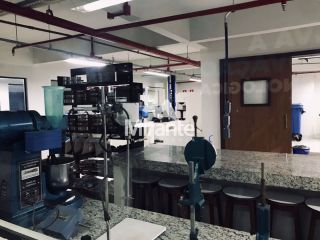 Prédio / Edifício Inteiro Comercial Para Alugar no bairro São João em Feira De Santana