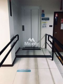 Prédio / Edifício Inteiro Comercial Para Alugar no bairro São João em Feira De Santana