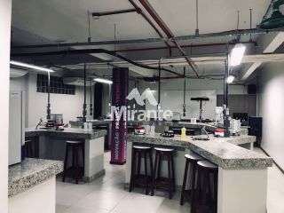 Prédio / Edifício Inteiro Comercial Para Alugar no bairro São João em Feira De Santana