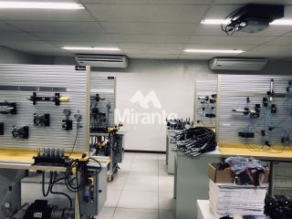 Prédio / Edifício Inteiro Comercial Para Alugar no bairro São João em Feira De Santana